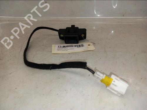Bagklap lås RENAULT CLIO II (BB_, CB_) 1.2 16V (BB05, BB0W, BB11, BB27, BB2T, BB2U, BB2V, CB05,... (75 hp) 32655131