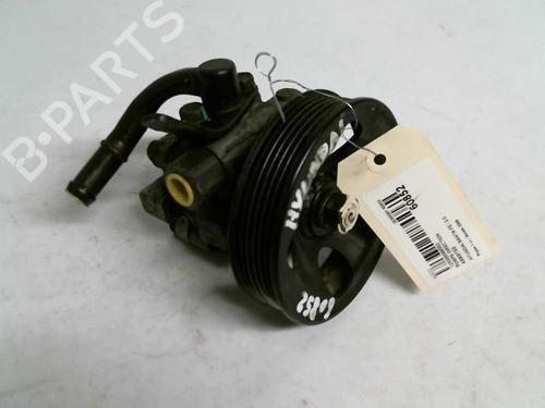 Used Steering pump HYUNDAI SANTA FÉ I (SM) 2.0 CRDi (113 hp) 30432374