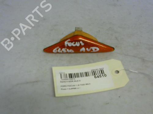 Used Right side indicator Right side indicator 30429928 30429928