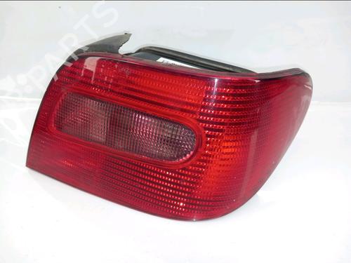 Used Right taillight CITROËN XSARA (N1) 1.6 16V (109 hp) 30418478