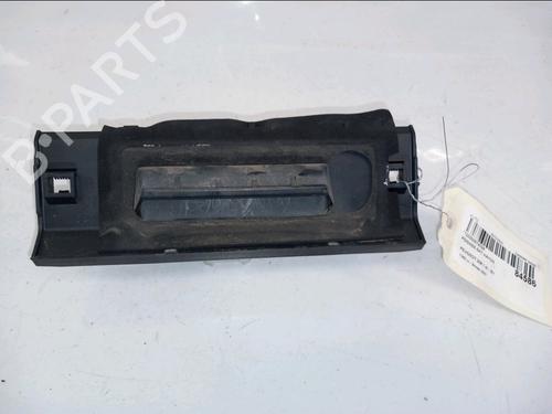 Trunk håndtak PEUGEOT 206 Hatchback (2A/C) 1.4 i (75 hp) 31080122