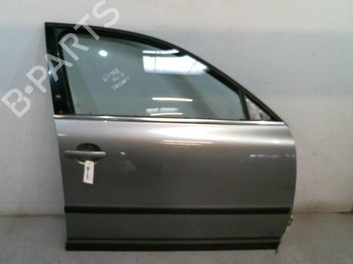 Used Right front door VW PASSAT B5.5 Variant (3B6) 1.9 TDI (130 hp) 30423976