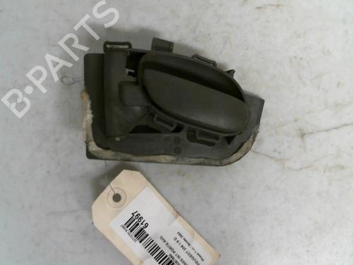 Venstre fortil invendig håndtag PEUGEOT 206 Hatchback (2A/C) 1.9 D (69 hp) 30420161