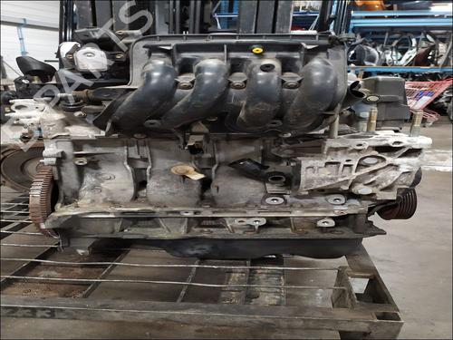 Motor für PEUGEOT 206 Hatchback (2A/C) 1.4 i (75 hp) 31058172
