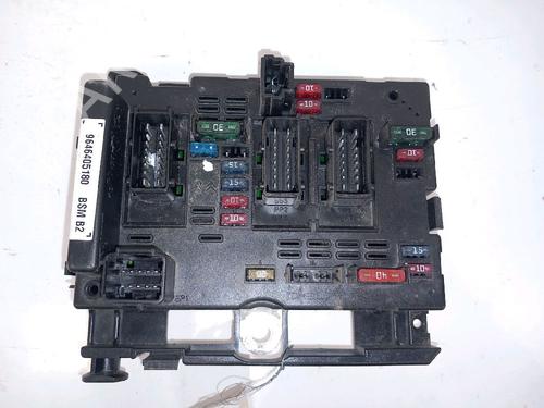 Used Fuse box PEUGEOT 206 Hatchback (2A/C) 1.9 D (69 hp) 30420163