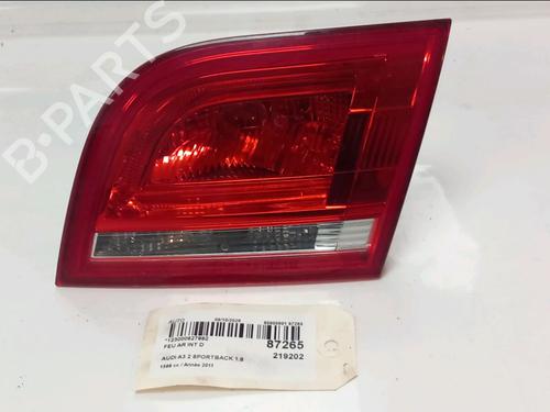 Højre baglygte bagklap Højre baglygte bagklap AUDI A3 Sportback (8PA) 1.6 TDI (105 hp) 39899468 39899468