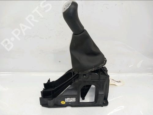 Used Gear lever RENAULT TWINGO III (BCM_, BCA_) 1.0 SCe 70 (71 hp) 30869202
