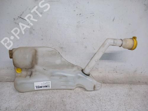 Réservoir lave-glace RENAULT MEGANE III Grandtour (KZ0/1) 1.5 dCi (KZ09, KZ0D, KZ1G, KZ29, KZ14, KZ1W, KZ10, KZ1F,... (110 hp) 30420568