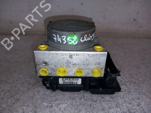 Used ABS pump RENAULT CLIO III (BR0/1, CR0/1) 1.5 dCi (BR17, CR17) (86 hp) 30428607