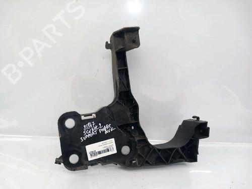 Used Right headlight support RENAULT SCÉNIC II (JM0/1_) 1.6 16V (JM1R) (112 hp) 30423933