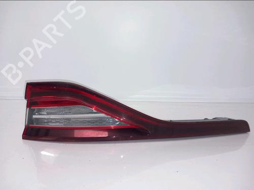 right-tailgate-light-renault-megane-iv-hatchback-b9amn_-2015-33458226 main image