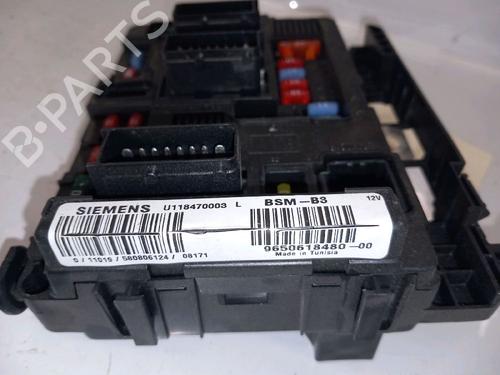 Fuse box CITROËN XSARA PICASSO (N68) 1.6 HDi | BP30421786E1