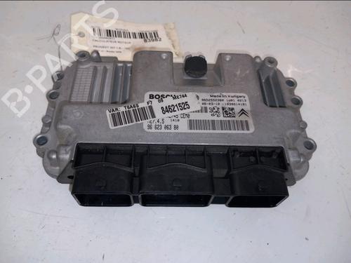 Used Engine control unit (ECU) PEUGEOT 307 (3A/C) 1.6 16V (109 hp) 30983142
