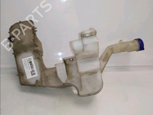 Used Windscreen washer tank Windscreen washer tank 39161840 39161840