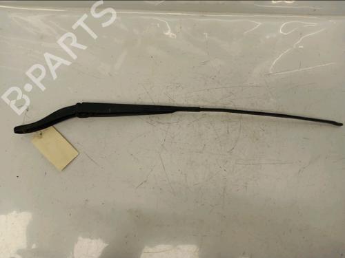 front-windshield-wiper-arm-renault-clio-iii-br01-cr01-2005-2006-2007-2008-2009-2010-2011-2012-2013-2014-32202620 main image