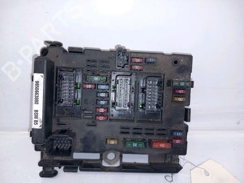 Used Fuse box CITROËN XSARA Coupe (N0) 2.0 HDi 109 (109 hp) 30418642