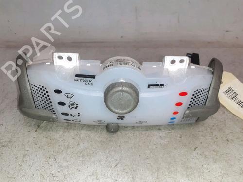 AC Styreenhet / Manøvreringsenhet TOYOTA AYGO (_B1_) 1.0 (KGB10_, KGB10R) (68 hp) 30429182