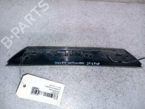 Luz central de freno MITSUBISHI OUTLANDER II (CW_W) 2.0 DI-D (CW8W) | BP30432798L11