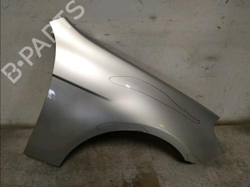 Guarda-lamas direito Guarda-lamas direito CHEVROLET EPICA (KL1_) 2.0 (144 hp) 34643033 34643033