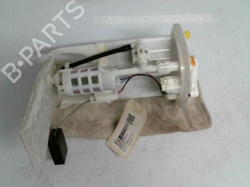 Bränslepump TOYOTA YARIS (_P13_) 1.3 (NSP130_, NSP130) (99 hp) 30421631