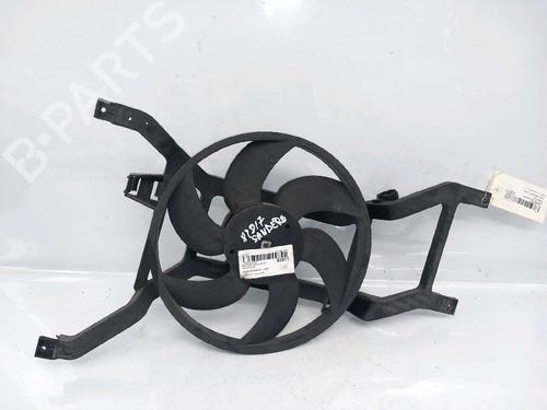 Used Radiator fan Radiator fan 30414166 30414166