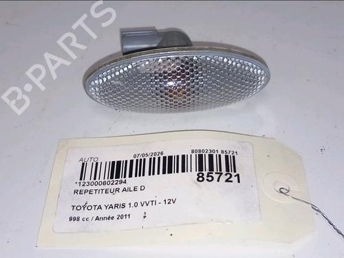 Used Right side indicator Right side indicator TOYOTA YARIS (_P13_) 1.0 (KSP130_, KSP130) (69 hp) 35972293 35972293
