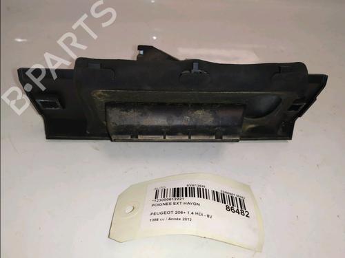 Used Tailgate handle Tailgate handle 37229096 37229096