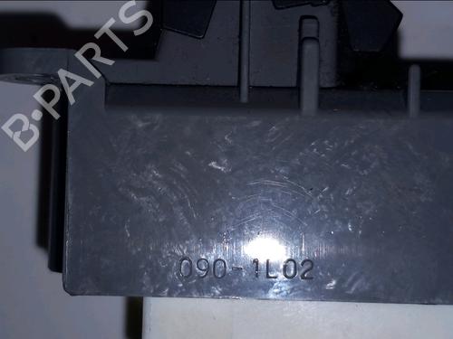Left front window switch TOYOTA YARIS (_P13_) 1.0 (KSP130) | BP38082032I27 - Image 4