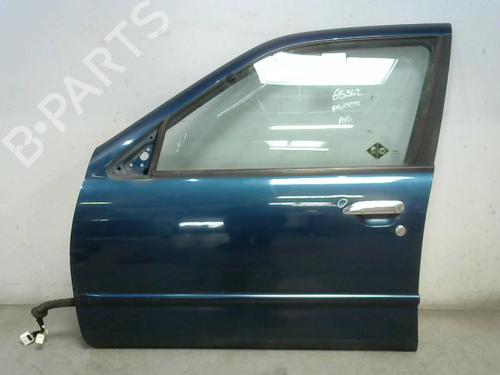 Used Left front door NISSAN PRIMERA Hatchback (P11) 2.0 16V (131 hp) 30432860