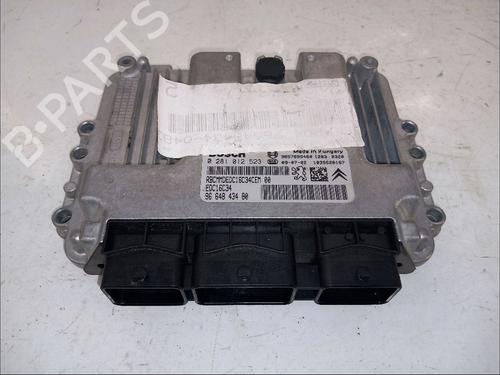 Used Engine control unit (ECU) PEUGEOT 207 (WA_, WC_) 1.4 HDi (68 hp) 30428634