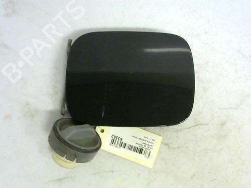 Used Fuel flap TOYOTA AVENSIS Estate (_T25_) 2.2 D-CAT (ADT251_, ADT251R) (177 hp) 30422271