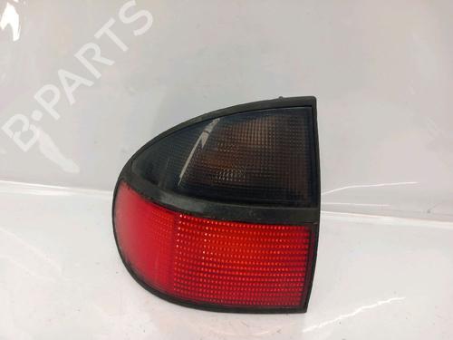 Used Left taillight RENAULT LAGUNA I (B56_, 556_) 1.8 (94 hp) 30428429