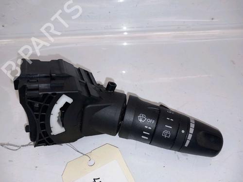 Used Steering column stalk NISSAN X-TRAIL I (T30) 2.2 Di 4x4 (114 hp) 30424200