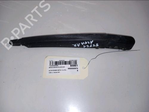 Braço escova traseiro Braço escova traseiro ALFA ROMEO MITO (955_) 1.3 MultiJet (955AXP1A, 955AYC1A) (95 hp) 36450493 36450493