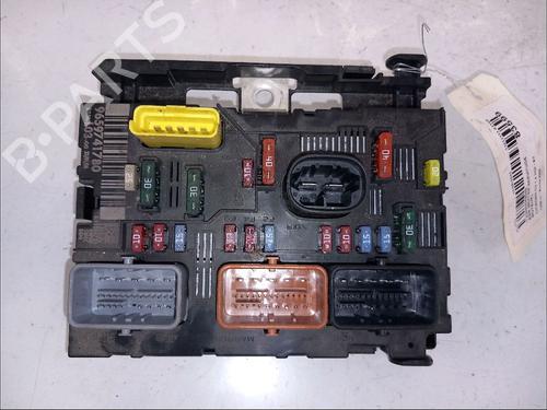 Used Fuse box CITROËN C3 I (FC_, FN_) 1.4 HDi (68 hp) 30415519