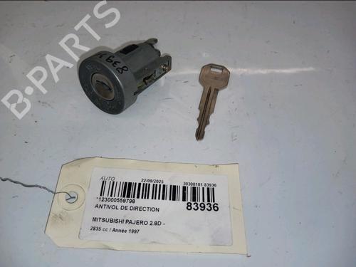 Used Ignition barrel MITSUBISHI PAJERO II (V3_W, V2_W, V4_W, V5_W) 2.8 TD (V46W, V26W) (125 hp) 30422202