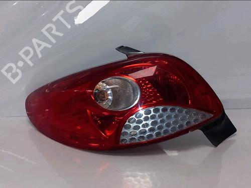 Venstre baglygte Venstre baglygte PEUGEOT 206+ (2L_, 2M_) 1.4 i (73 hp) 35999837 35999837