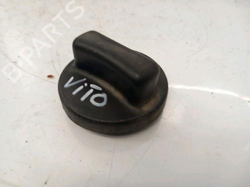 Used Fuel flap MERCEDES-BENZ V-CLASS (638/2) V 220 CDI (638.294) (122 hp) 30432773