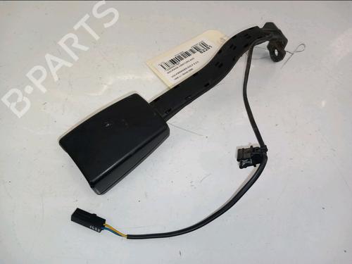 Used Seat buckle VW GOLF VI (5K1) 2.0 TDI (110 hp) 30632905