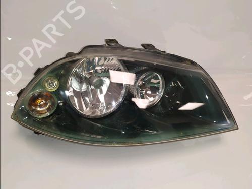 Used Right headlight Right headlight SEAT IBIZA III (6L1) 1.9 TDI (100 hp) 33713600 33713600