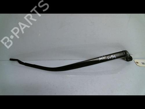 Used Front windshield wiper arm LEXUS CT (ZWA10_) 200h (ZWA10_) (99 hp) 30432533