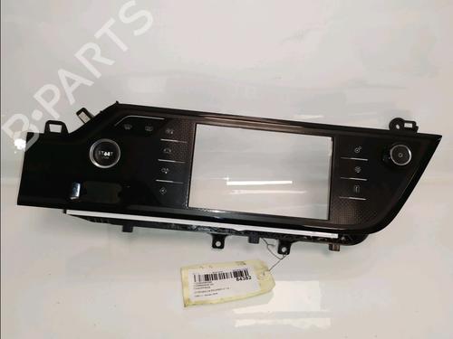 climate-control-citroen-c4-picasso-ii-2013-33646467 main image
