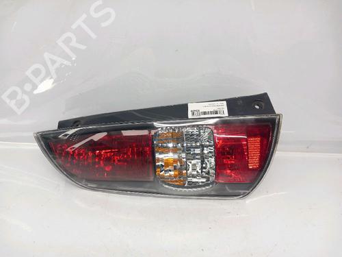 Używane Lampa tylna lewa DAIHATSU SIRION (M3_) 1.0 (M300) (70 hp) 30430276