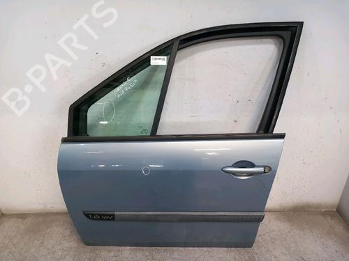 Used Left front door RENAULT SCÉNIC II (JM0/1_) 1.6 BiFuel (113 hp) 30421681