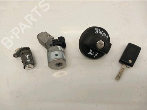 Module électronique PEUGEOT 307 (3A/C) 1.6 16V (109 hp) 31867802