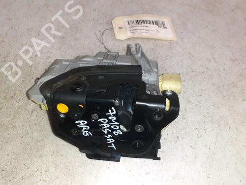 Used Rear left lock VW PASSAT B6 (3C2) 1.9 TDI (105 hp) 30414083