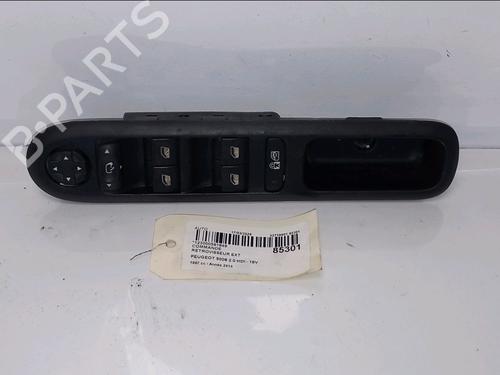 Spejlkontakt Spejlkontakt PEUGEOT 5008 (0U_, 0E_) 2.0 HDi 150 / BlueHDi 150 (150 hp) 33814605 33814605