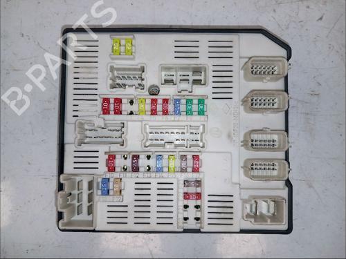 Used Fuse box RENAULT LAGUNA III Grandtour (KT0/1) 2.0 dCi (KT01, KT08, KT09, KT0K, KT12, KT1D, KT1W) (150 hp) 30426403