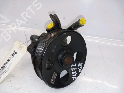 Used Steering pump KIA CERATO I Hatchback (LD) 2.0 CRDi (112 hp) 30428989