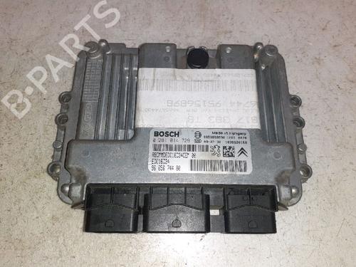 Used Engine control unit (ECU) PEUGEOT 3008 I MPV (0U_) 1.6 HDi (109 hp) 30413545